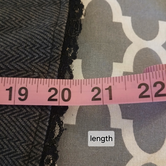 Stooshy Gray Herringbone Trumpet Skirt With Black Lace Trim Size S - Picture 7 of 9